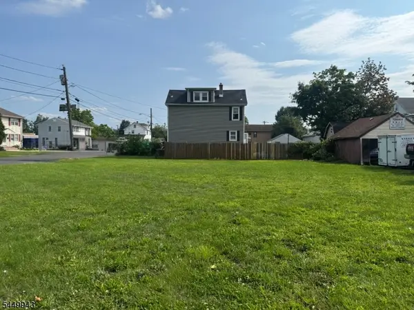 682 Jefferson Avenue, North Brunswick Twp., NJ 08902