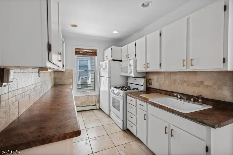 88 Franklin Ter, Irvington, NJ 07111 - #2