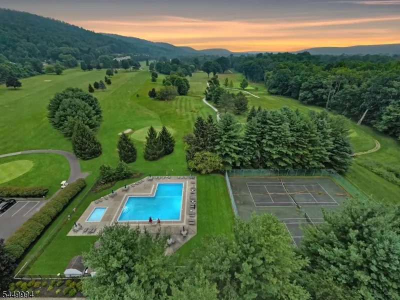 95 Pinehurst Dr, Washington, NJ 07882 - #2