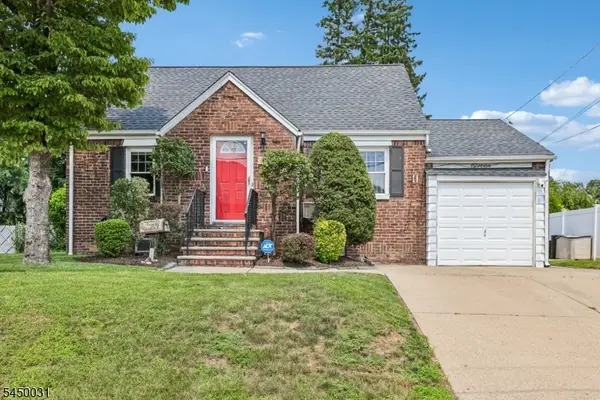 11 Taggart Way, Saddle Brook Twp., NJ 07663