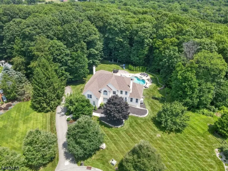 18 Evita Ter, Long Valley, NJ 07853 - #1
