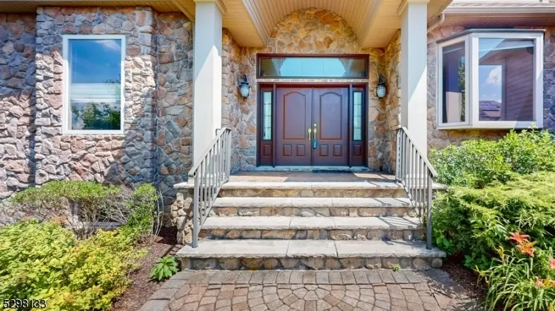 1 White Oak Ct, Hamburg, NJ 07419 - #3