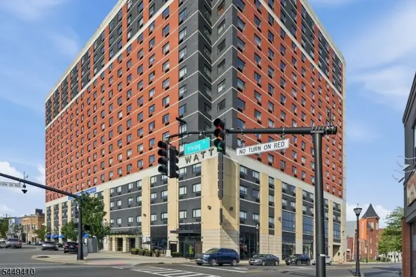 1 Carriage City Plz #804, Rahway City, NJ 07065