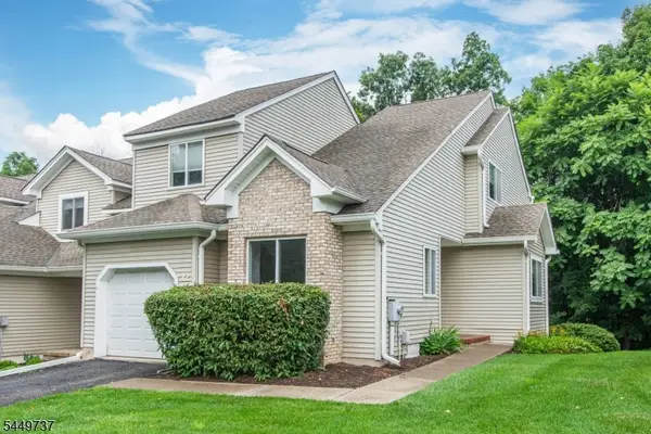 12 Pale Star Ct, Hardyston Twp., NJ 07419