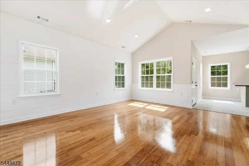32 Gabriella Cir, Manchester, NJ 08759 - #3