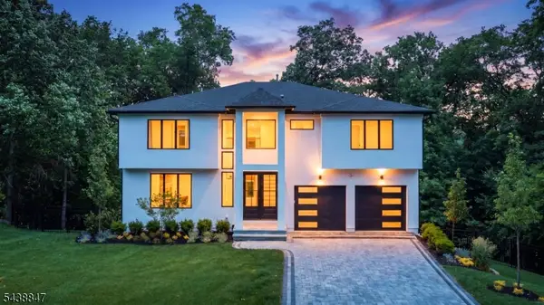 69 Mazur Pl, Hawthorne Boro, NJ 07506