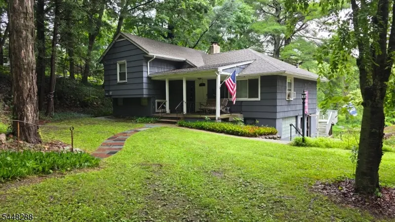 91 Goldfinch Ln, West Milford, NJ 07421 - #2