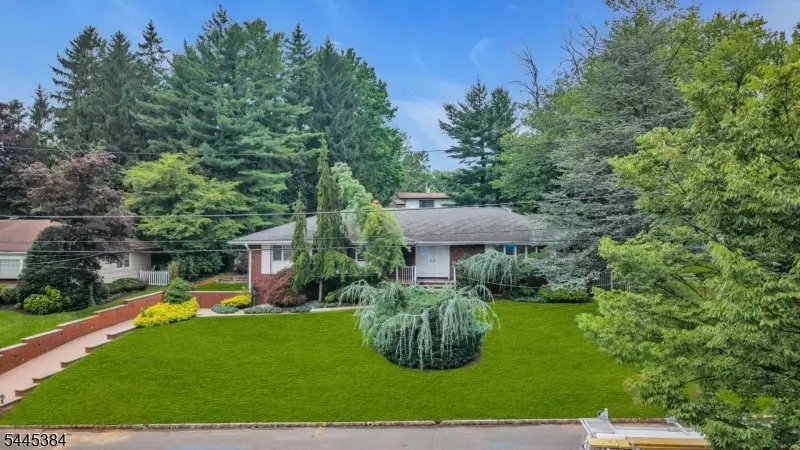 7 Oak Rdg, Springfield, NJ 07081 - #1