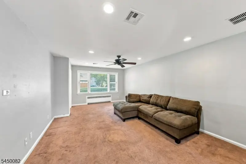 519 Livingston Rd, Linden, NJ 07036 - #3
