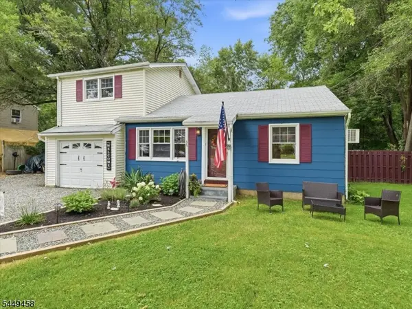 35 Edgecumb Rd, West Milford Twp., NJ 07480