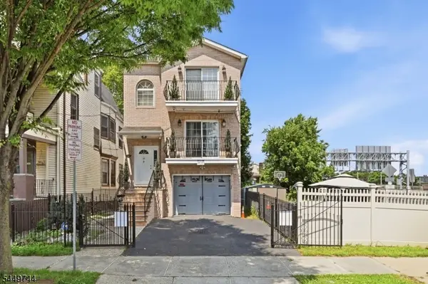 114 4th Street, Newark City, NJ 07104