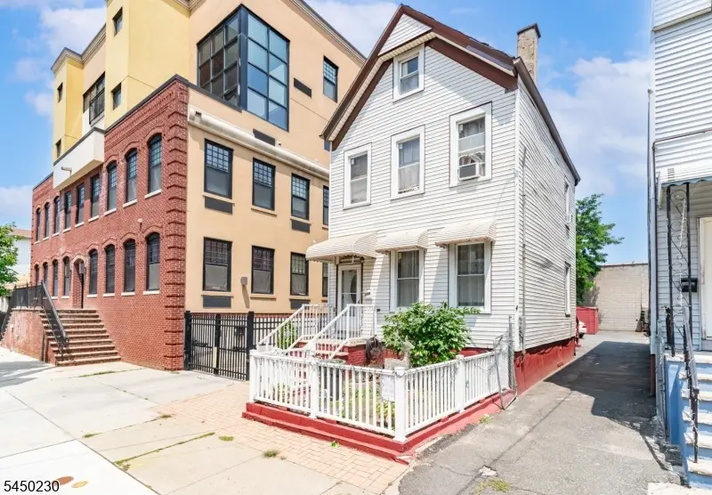 186 Culver Ave, Jersey City, NJ 07305 - #2