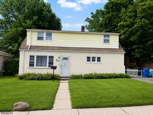 19 Lynne Ave, Hawthorne Boro, NJ 07506