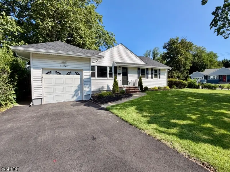 48 Valley View Rd, Hillside, NJ 07205 - #2