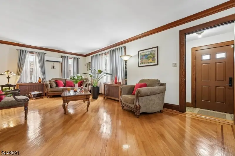 24 Synott Pl, Newark, NJ 07106 - #3