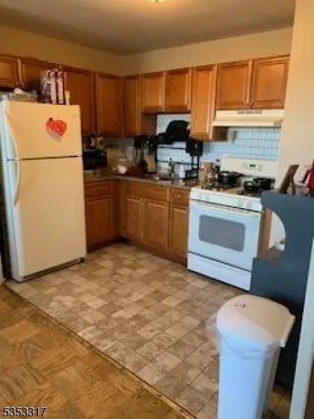 39 E 39th St #8G, Paterson, NJ 07514 - #3