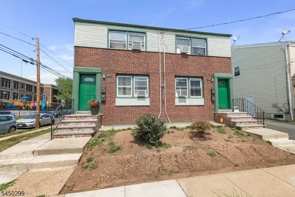 637 Myrtle St, Elizabeth City, NJ 07202