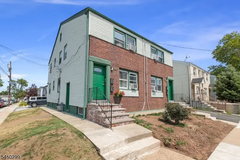 637 Myrtle St, Elizabeth, NJ 07202 - #2