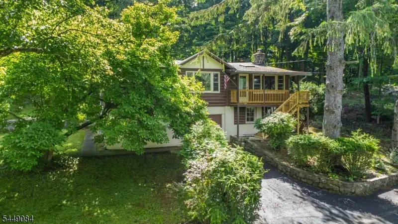 23 Lakeside Ave, Stockholm, NJ 07460 - #2