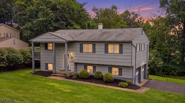 112 Sunrise Ter, Washington Boro, NJ 07882