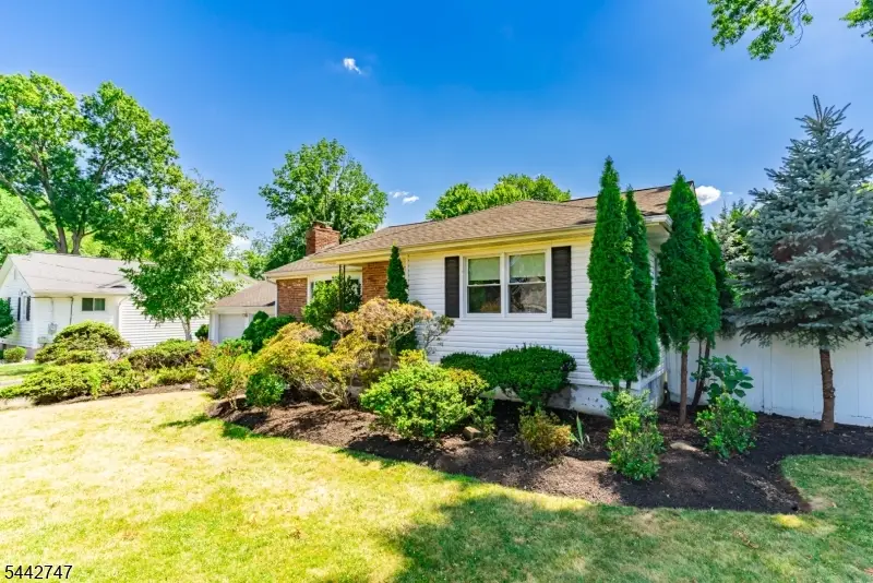 42 Sandy Hill Rd, Westfield, NJ 07090 - #3