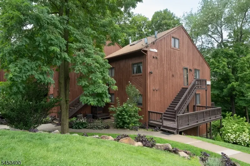 4 Augusta Dr #2, Vernon, NJ 07462 - #2