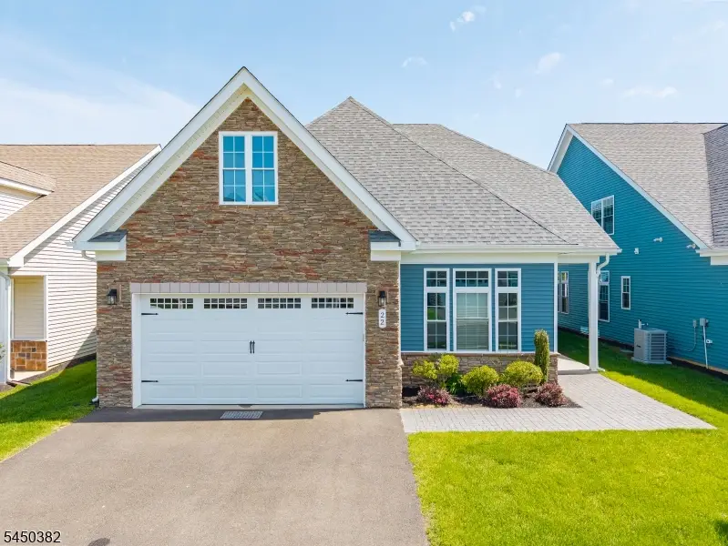 22 Samjan Cir, Robbinsville, NJ 08520 - #1