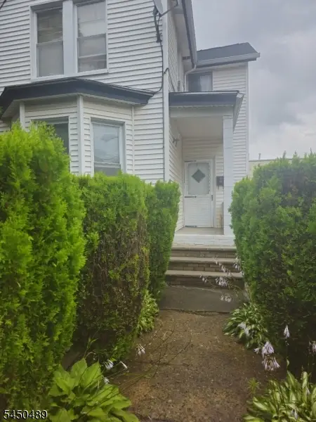 785 Highland Ave, Newark City, NJ 07104