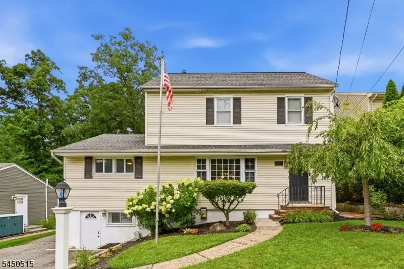 93 Yawpo Ave, Oakland, NJ 07436 - #1