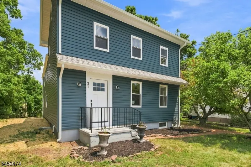 31 N Main St, Flemington, NJ 08822 - #3