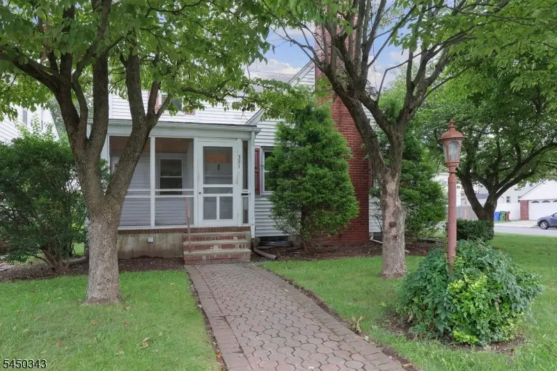 351 Fernwood Ter, Linden, NJ 07036 - #1
