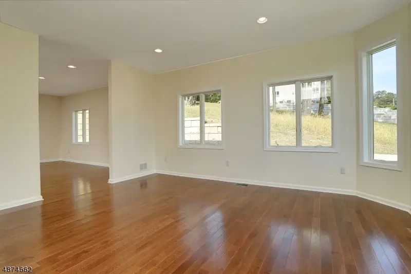 24 Beverly St, Parsippany Troy Hills, NJ 07054 - #3