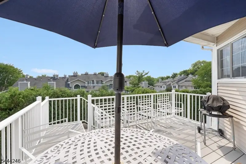 8 Bentley Court, The Hills, NJ 07921 - #1