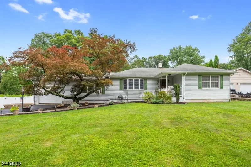 72 Weldon Rd, Lake Hopatcong, NJ 07849 - #2