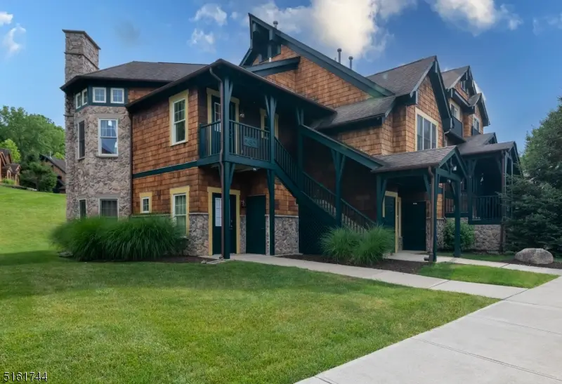 8 Maple Cres Unit 21 #21, Vernon Center, NJ 07462 - #2