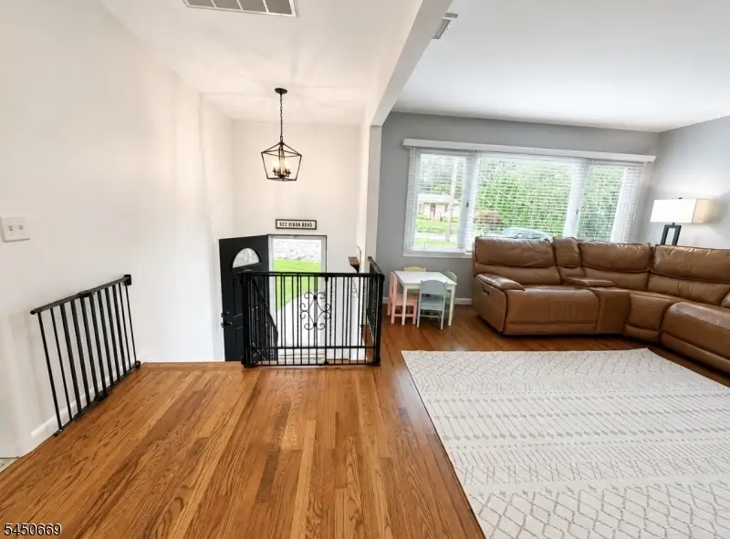 522 Dinah Rd, Landing, NJ 07850 - #3