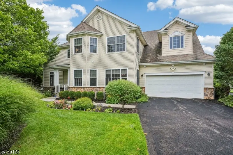 14 Kestrel Court, Washington, NJ 07882 - #2