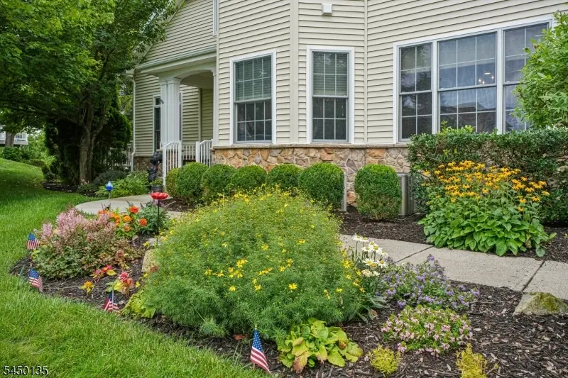 14 Kestrel Court, Washington, NJ 07882 - #3