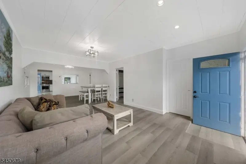 99 Newby Ave, Woodland Park, NJ 07424 - #3