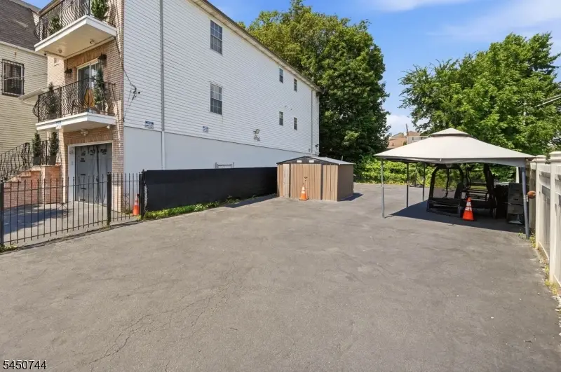 116 4th St, Newark, NJ 07107 - #2