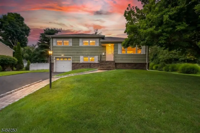 19 Andover Dr, Preakness, NJ 07470 - #1