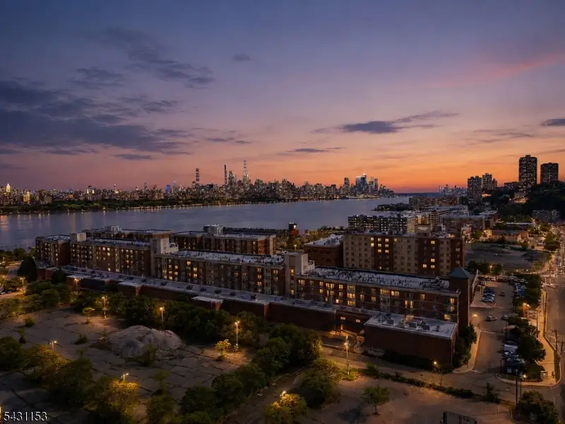 3103 City Pl, Edgewater, NJ 07020 - #1