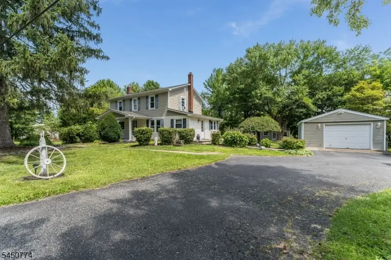 5 Harris Ln, Mount Olive, NJ 07840 - #2