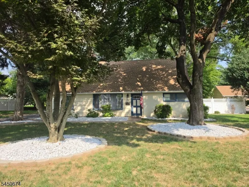 822 Mountain Ave, Martinsville, NJ 08807 - #1