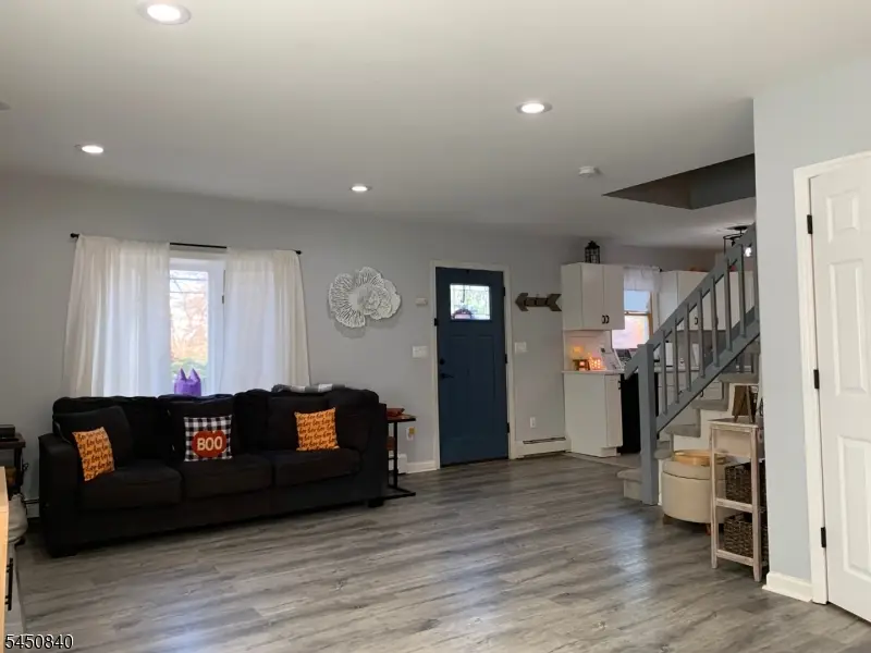 107 New York Ave, Lake Hopatcong, NJ 07849 - #3