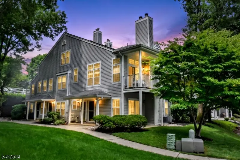 1099 Devon Ct #1099, Mahwah, NJ 07430 - #1