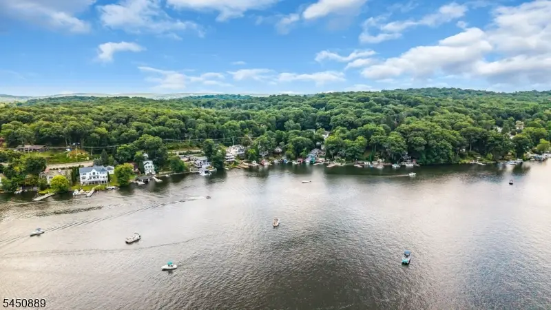 5 Toth Ln, Hopatcong, NJ 07843 - #3