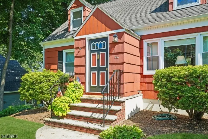 4 Kensington Rd, Madison, NJ 07940 - #2