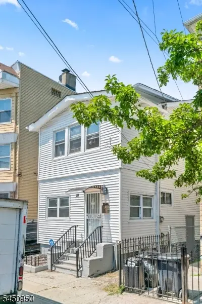 81 Schley St, Newark, NJ 07112 - #3