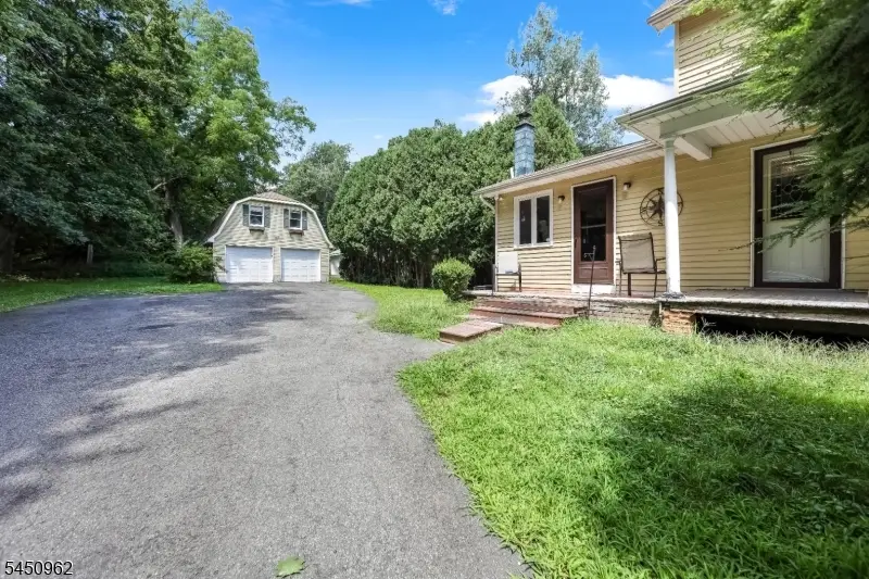 39 Clinton Rd, Newfoundland, NJ 07435 - #2